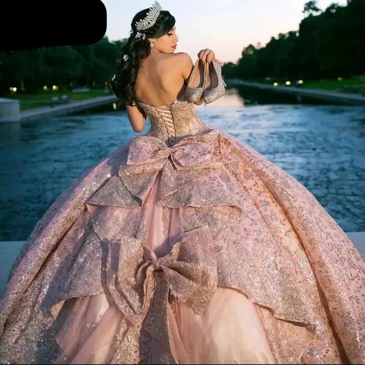 big bow Quinceanera dress big bow Quinceanera dress