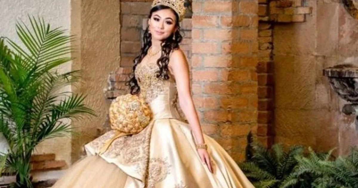 slim fit dress slacks 2019 Royal Blue Puffy Organza Quinceanera Dresses Beaded Sparkly Rhinestones Sheer Neckline Ruffles Ball Gown Vestidos de Quinceañera main image 0