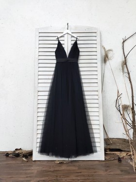 black tulle prom dress