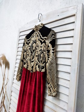 uniquely gold sequin dress