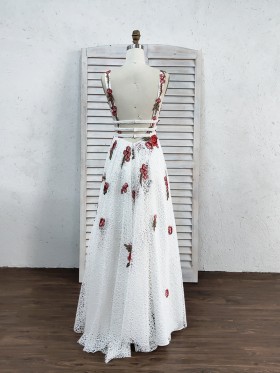flowers appliqued white lace low back long dress