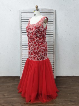 scoop neckline red tulle plus size prom dress with white triangle pearls embellishment scoop neckline red tulle plus size prom dress with white triangle pearls embellishment