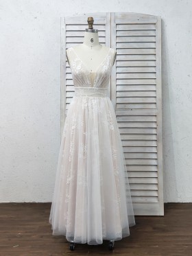 sheer tulle overlaid white lace appliqued nude dress