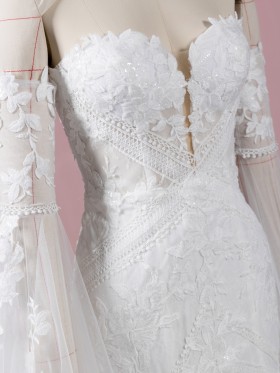 sweetheart dip bodice separate bell sleeve lace wedding dress