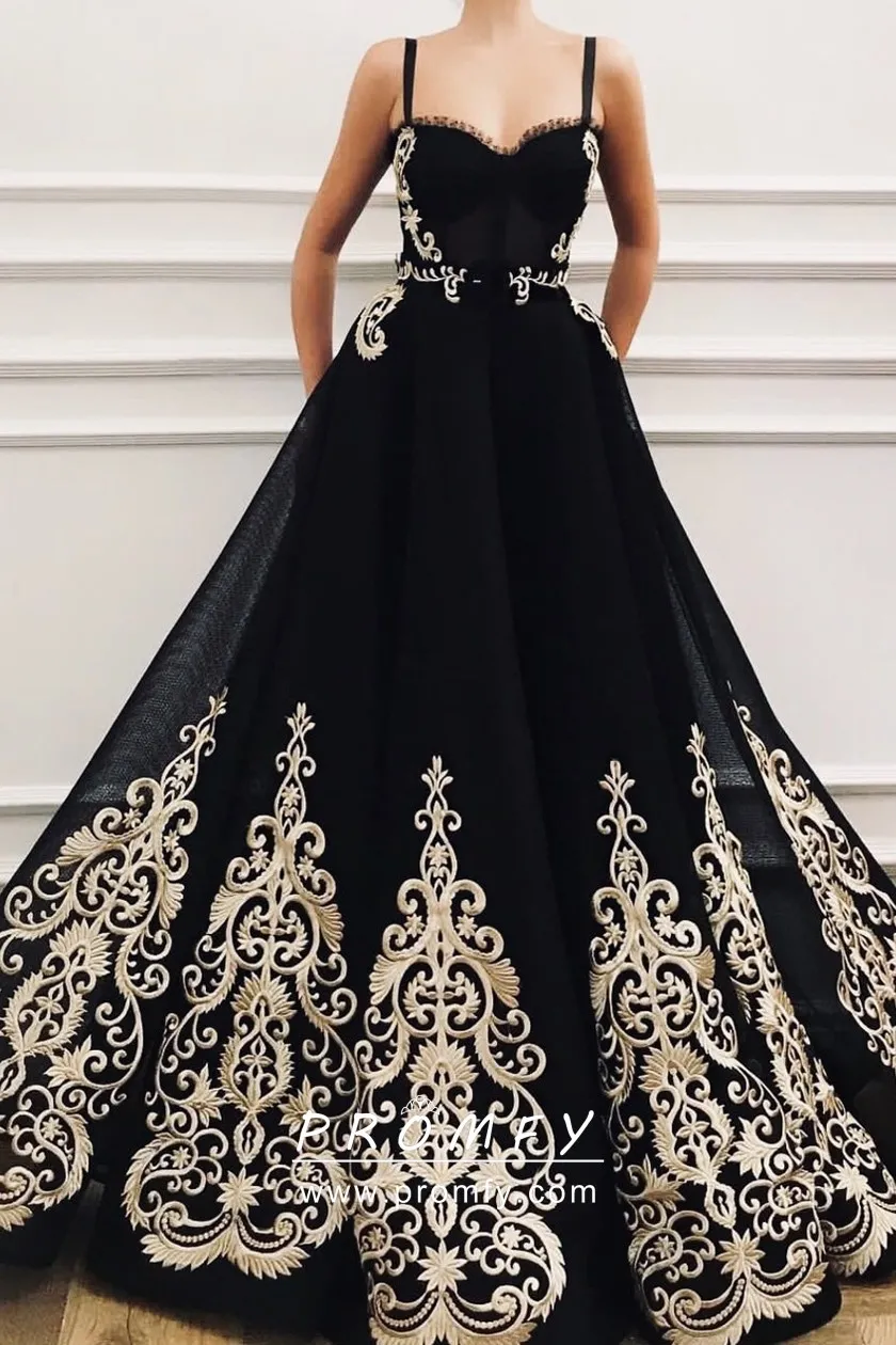 Dramatic black dress Clearance