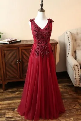beaded flowers appliqued crimson tulle prom dress
