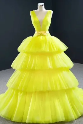 Princess tiered puffy lemon yellow tulle prom gown