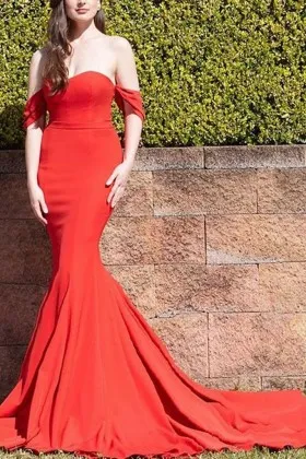 Sweetheart off the shoulder mermaid red floor length prom dress with long train