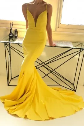 Exclusive daisy yellow mermaid plunging neckline spaghetti straps prom dress