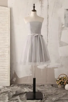 strapless grey tulle pleated short bridesmaid dress