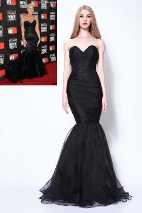 Amber Rose strapless sweetheart black tulle trumpet long mother of the bride gown