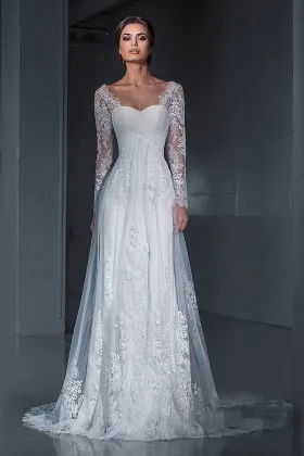 White lace long sleeve sweetheart long wedding gown