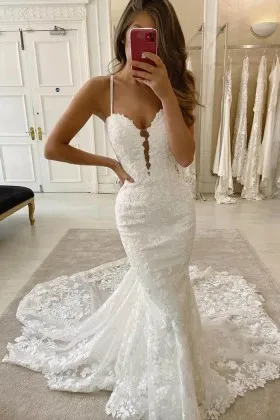 Sexy plunging sweetheart neckline lace wedding gown