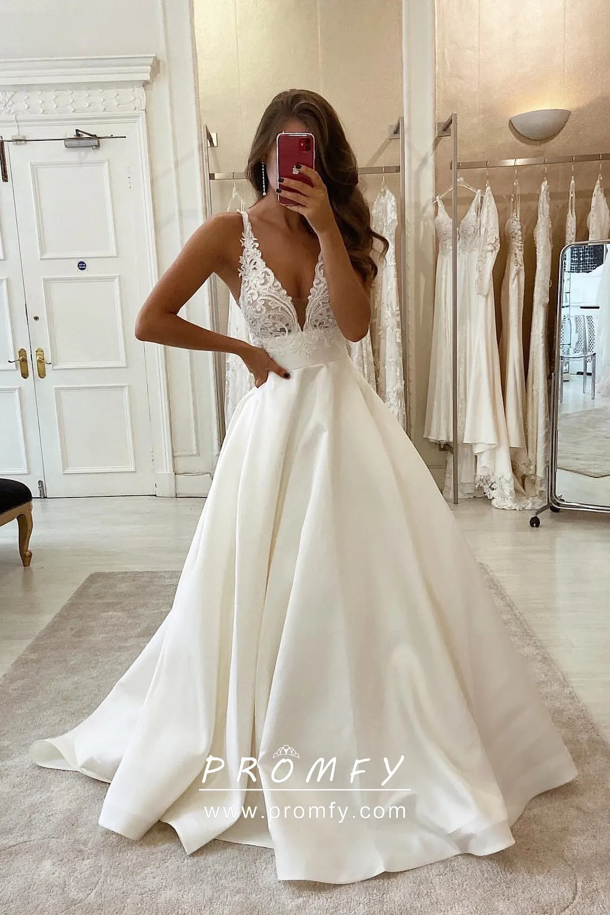 Vintage Lace Long Sleeve Wedding Dress - Ivory White V-Neck A-Line Ball Gown (Sizes 2-26W, Custom)