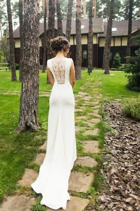 simple illusion lace back crew neck trumpet satin bridal gown