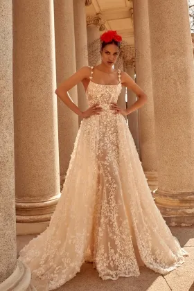noble 3d flower lace wedding gown with additional train
