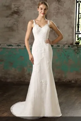 Dramatic mermaid lace wedding dress