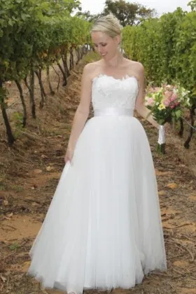 Simple lace and tulle strapless rustic wedding gown