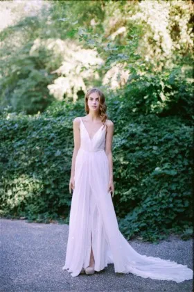 Cool white chiffon backless spaghetti straps split long bridal gown