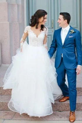 White lace and tulle flounced ball gown casual wedding dress with long sleeves