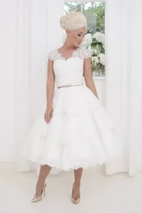 1950s vintage tiered scalloped lace tea length wedding dress