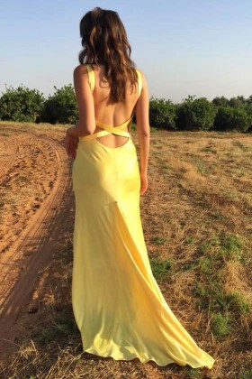 the dress quality is simply great