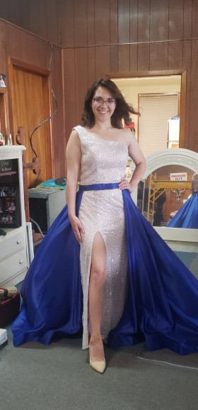 Promfy amazing prom gown
