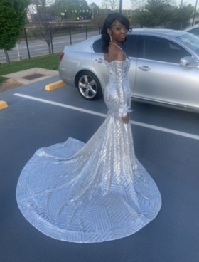 right prom dress 2022