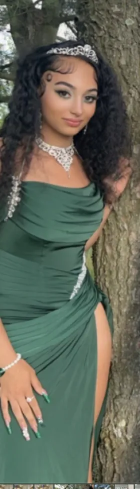 love the dress